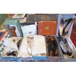 6 PAIRS OF LADIES VINTAGE SHOES & HAND BAGS INCLUDING PIERRE CARDIN,