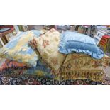 LARGE SELECTION OF CUSHIONS & VARIOUS LINEN IN 1 BOX