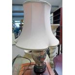 PORCELAIN TABLELAMP WITH SHADE