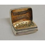 SILVER VINAIGRETTE BY YAPP & WOODWARD, BIRMINGHAM 1836 WITH GILDED INTERIOR & DECORATIVE GRILLE.