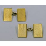 PAIR OF 9CT GOLD ENGINE TURNED CUFFLINKS - 7.