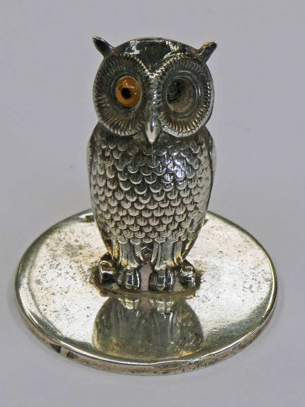 SILVER OWL PLACE NAME CARD HOLDER BY SAMPSON MORDAN & CO CHESTER 1909 - 3CM TALL