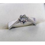 14CT GOLD DIAMOND SINGLE STONE RING, THE BRILLIANT CUT DIAMOND APPROX. 0.