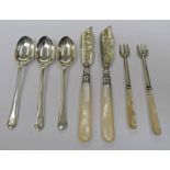 SET OF 3 SILVER GOLFING TEASPOONS PAIR OF SILVER & MOTHER OF PEARL PICKLE FORKS & PAIR OF SILVER &