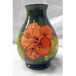 MOORCROFT BALUSTER HIBISCUS VASE - 14 CM TALL