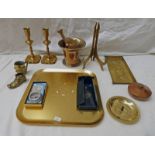 SELECTION OF BRASS WARE INCLUDING CANDLESTICKS, PESTLE & MORTAR,