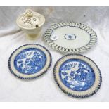 SELECTION OF 19TH CENTURY PORCELAIN INCLUDING POT POURRI DISH WITH FLORAL DECORATION,