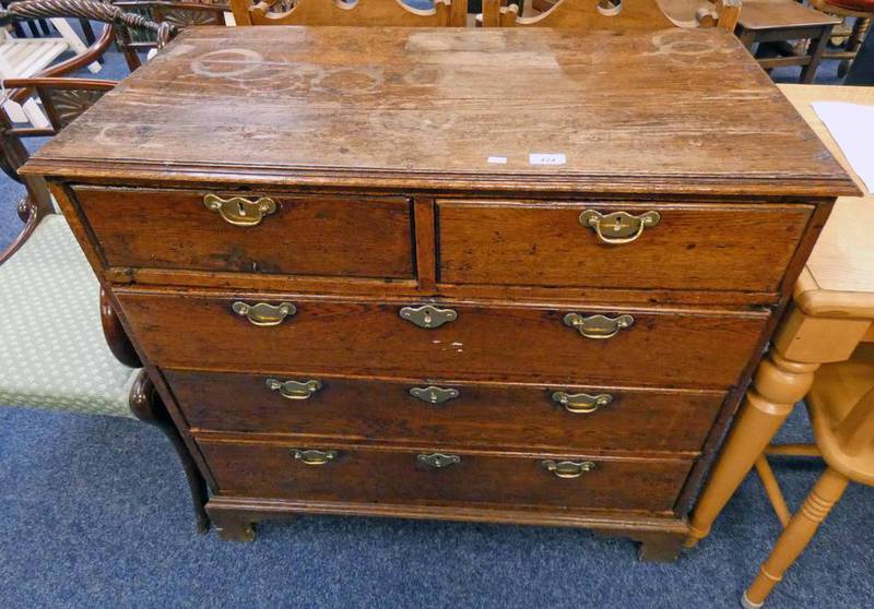 18TH CENTURY OAK CHEST OF DRAWERS WITH 2 SHORT OVER 3 LONG DRAWERS ON BRACKET SUPPORTS