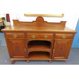 LATE 19TH CENTURY MAHOGANY SIDEBOARD WITH 3 FRIEZE DRAWERS OVER 2 PANEL DOORS WITH SHELVED AREA ON