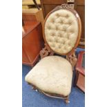 19TH CENTURY WALNUT BUTTON BACK CHAIR WITH CARVED DECORATION ON CABRIOLE SUPPORTS 98CM TALL