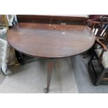 19TH CENTURY MAHOGANY DROP LEAF TABLE ON QUEEN ANNE SUPPORTS 150CM EXTENDED LENGTH