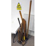 SELECTION OF SLEDGEHAMMERS,