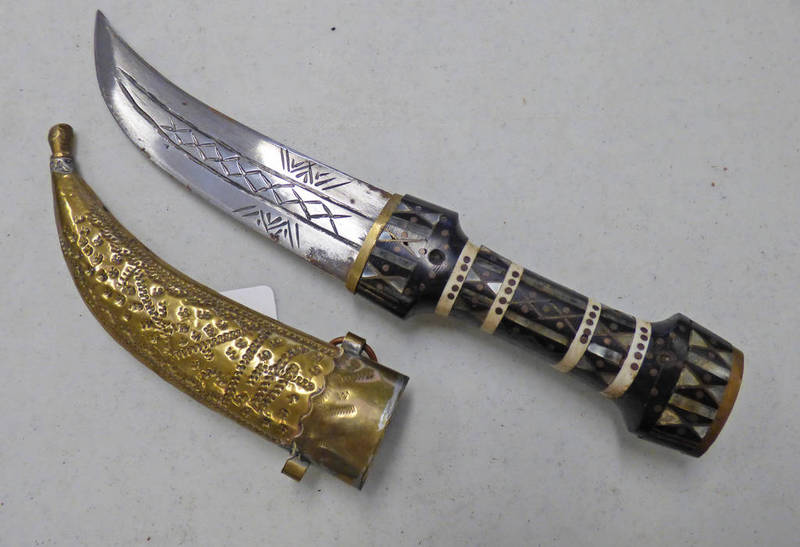 NORTH AFRICAN DAGGER WITH 24.