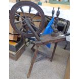 19TH CENTURY MAHOGANY SPINNING WHEEL