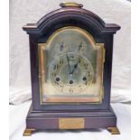 MAHOGANY CASED MANTLE CLOCK WITH SILVERED DIAL Condition Report: Chimes at correct