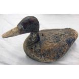 LATE 19TH CENTURY EARLY 20TH CENTURY WOOD DECOY DUCK WITH DETACHABLE HEAD 27 CM LONG