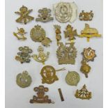 20 CAP BADGES, ETC TO INCLUDE TYNESIDE SCOTTISH, 4TH ABERDEENSHIRE RIFLE VOLUNTEER CORPS WATCH,