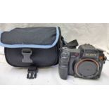 SONY A 700 MODEL NO DSLR - A 700 CAMERA BODY WITH USERS GUIDE IN A CAMERA BAG Condition