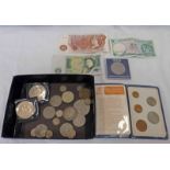 SELECTION OF UK COINS AND BANKNOTES TO INCLUDE 1889 HALFCROWN, 1989 £2 BILL OF RIGHTS,