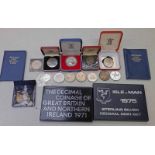 SELECTION OF VARIOUS COINAGE TO INCLUDE 1935 GEORGE V CROWN, 1973 PROOF EEC 50P IN CASE OF ISSUE,