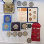 SELECTION OF 12 COMMEMORATIVE CROWNS, 1971 BRITAIN FIRST DECIMAL COINS, IN WALLET,