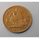 1900 VICTORIA HALF SOVEREIGN