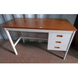 20TH CENTURY DRESSING TABLE 3 X SHORT DRAWERS