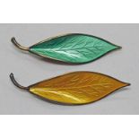 PAIR OF NORWEGIAN SILVER & ENAMEL LEAF BROOCHES BY DAVID ANDERSON Condition Report: