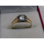 14CT GOLD DIAMOND SOLITAIRE RING, THE DIAMOND APPROX. 0.