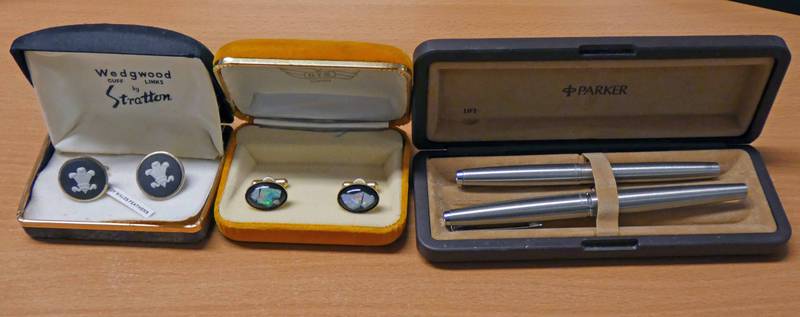 PARKER FOUNTAIN PEN & ONE OTHER PARKER PEN,