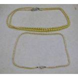 GRADUATED CULTURED PEARL NECKLACE ON CLASP MARKED 9CT