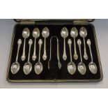 CASED SET OF 12 SILVER TEASPOONS & PAIR OF SILVER TONGS BY LEE & WIGFULL, SHEFFIELD 1929 - 6.