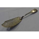 GEORGE III SILVER FIDDLE PATTERN FISH SLICE,