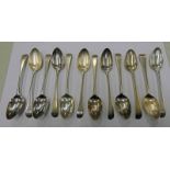 12 SILVER SPOONS WITH RUBBED MARKS - TOTAL WEIGHT : 14.