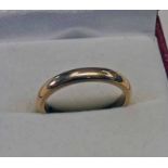 9CT GOLD WEDDING BAND - 3.