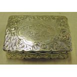 SILVER SNUFF BOX WITH FOLIATE SCROLL ENGRAVED DECORATION,