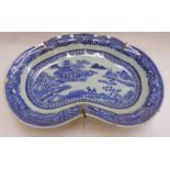 19TH CENTURY CHINESE BLUE & WHITE KIDNEY SHAPED DISH - 26.