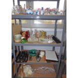 SELECTION OF VARIOUS PORCELAIN, GLASS ETC TO INCLUDE CUTLERY, GLASS, COLOURED GLASS,