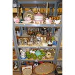 LARGE SELECTION OF VARIOUS CERAMICS, SILVER PLATE, GLASSWARE, ETC INCLUDING MASONS VISTA DINNERWARE,