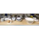 SELECTION OF VARIOUS 18TH OR 19TH CENTURY ENGLISH PORCELAIN TEACUPS SAUCERS ETC ON 1 SHELF