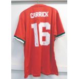 MICHAEL CARRICK SIGNED MANCHESTER UNITED SHIRT Condition Report: Large