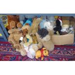 SELECTION OF VARIOUS SOFT TOYS
