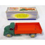DINKY TOYS 932 - COMET WAGON WITH HINGED TAILBOARD.