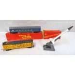 TRIANG/HORNBY R672 00 GAUGE BATTLE SPACE HONEST JOHN PAD AND OTHERS