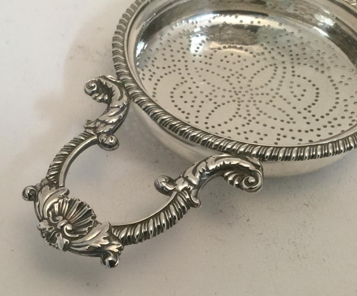 A George IV Silver Lemon-Strainer, by John Reily, London 1821, the bowl pierced circular and with - Image 4 of 5