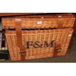 A Fortnum and Mason's basket with picnic content (qty)