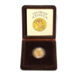 Royal Mint Proof Sovereign 1981 Clam Shell case and certificate