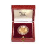 Royal Mint Proof Sovereign 1984 Case and certificate