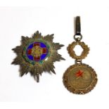 Chile - Order of the Red Cross Commander's Cross Neck Badge and Breast Star, in silver gilt and