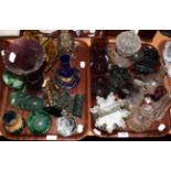 Two trays of 19th and 20th century coloured glass wares (a.f.) (qty on two trays)